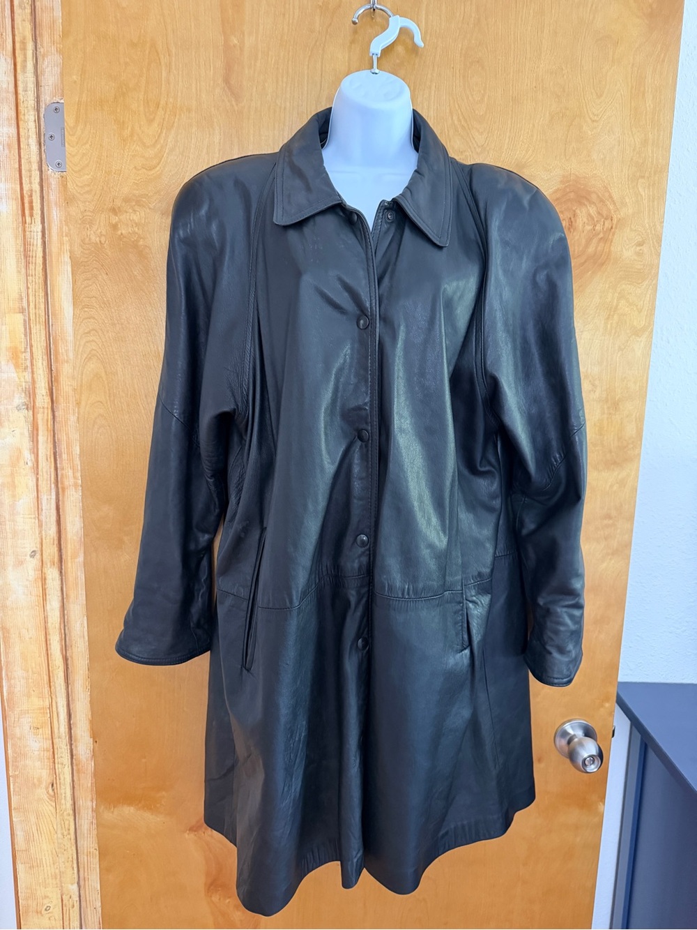 Vintage Oversized Black Leather Coat with Shoulder Pads